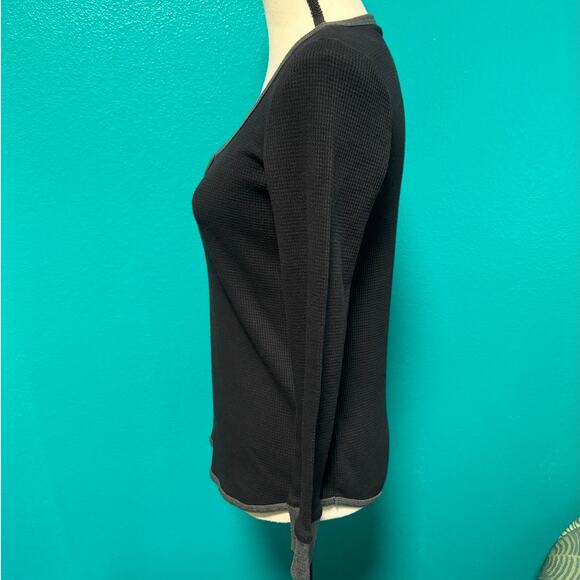 Liz Claiborne Active Black & Gray Snap Front Thermal Long Sleeve Shirt Small - Picture 5 of 9